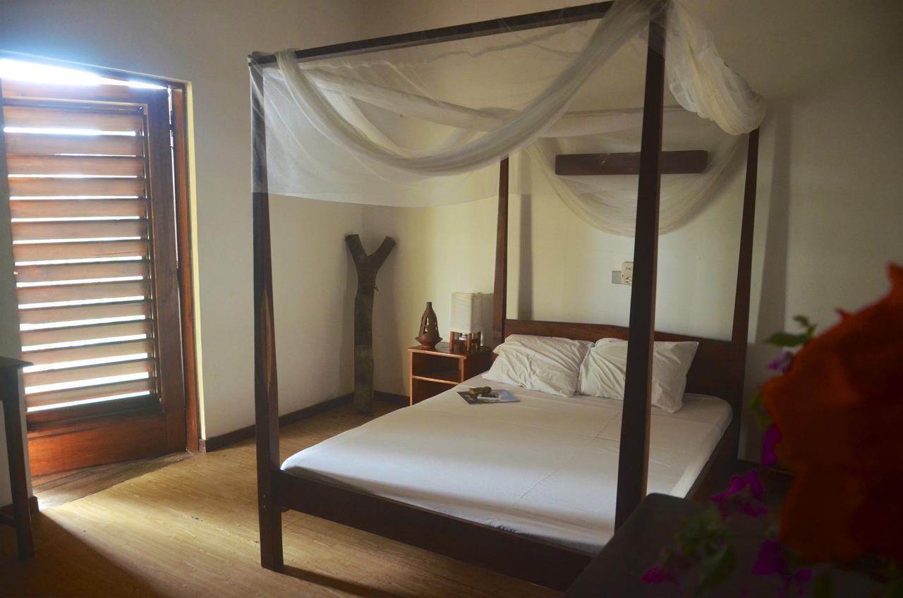 Auberge De Grand Popo Buitenkant foto
